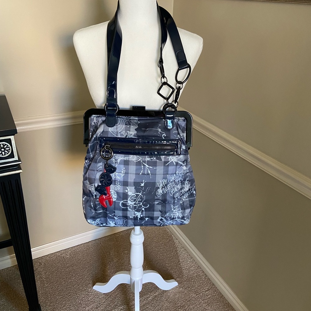 LaSportsac Boutique Garbo Line Handbag